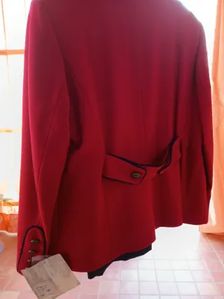 Traje de chaqueta Trandus rojo Talla M