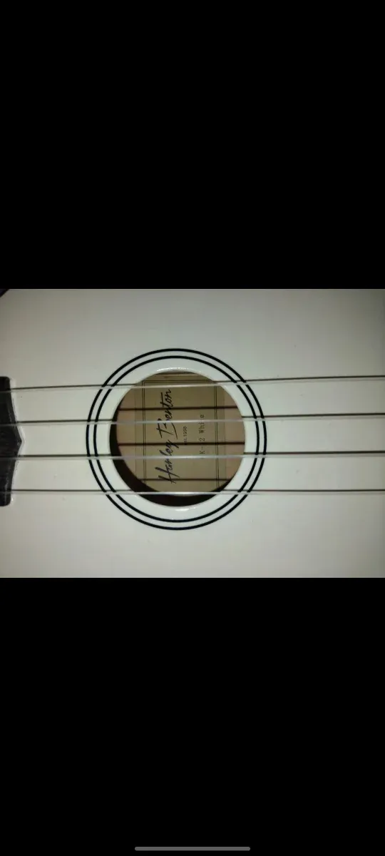 Ukelele Blanco Harley Benton