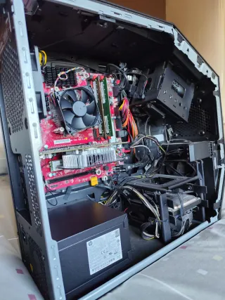 SE VENDE HP OMEN 880-127NS