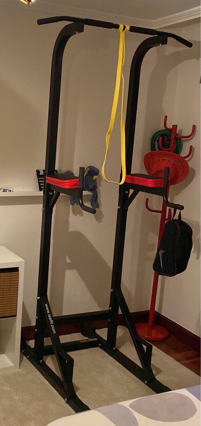 Estación de entrenamiento multifuncional