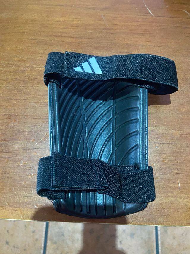 Espinilleras Adidas Fútbol / Soccer