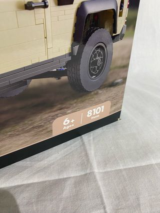 Nexus D. 8101 Land Rover Defender Camper