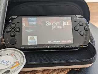 PSP 2004 + 50 Giochi