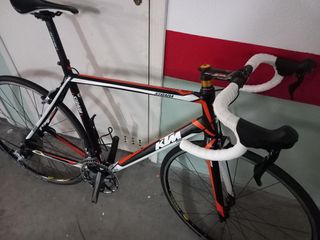 Bicicleta KTM Strada
