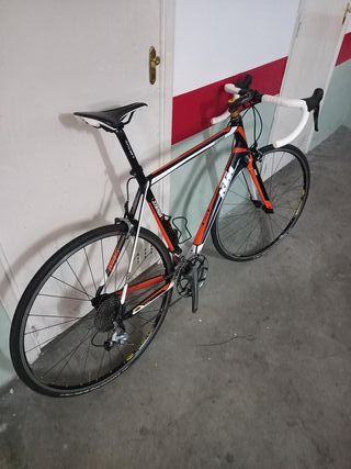Bicicleta KTM Strada