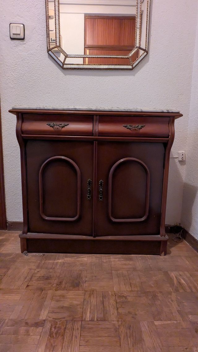 Aparador Clásico Mármol y Madera