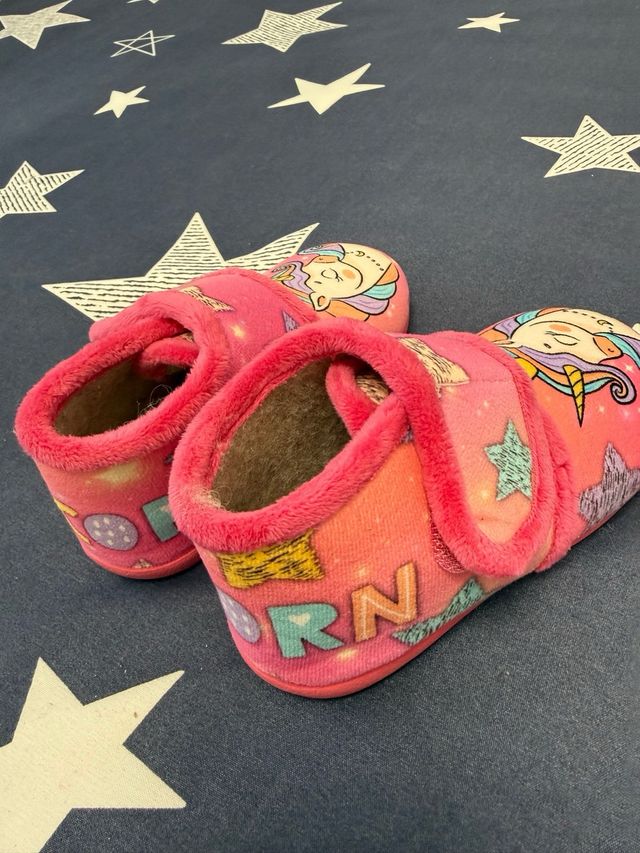 Zapatillas unicornio niña rosa talla 28
