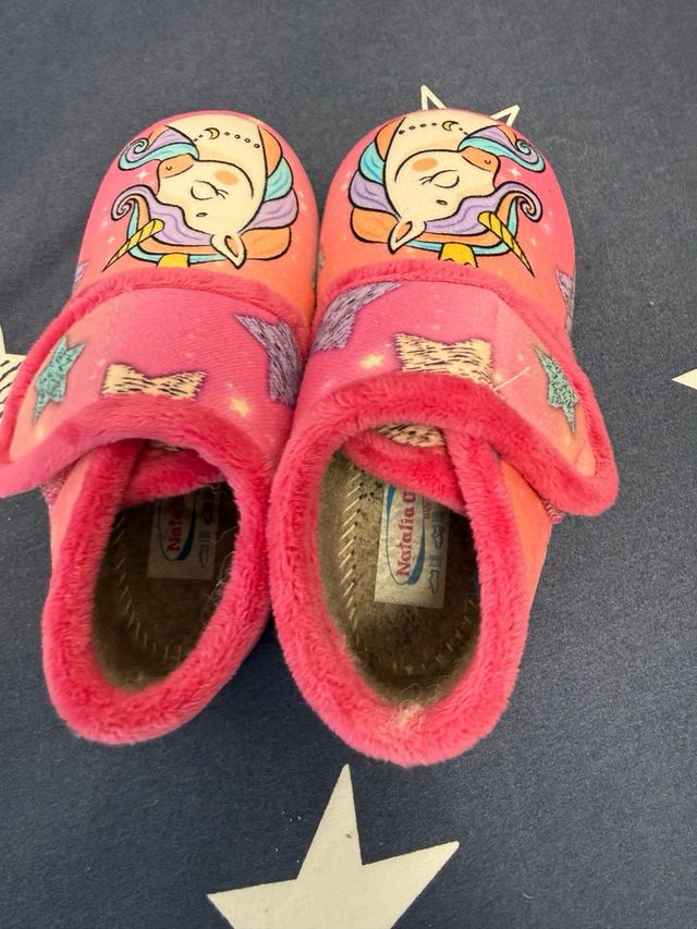 Zapatillas unicornio niña rosa talla 28
