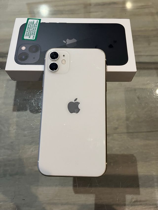 iPhone 11 - 64GB