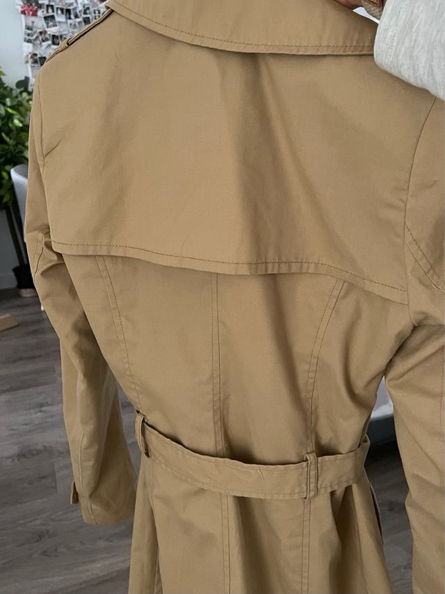 gabardina stradivarius