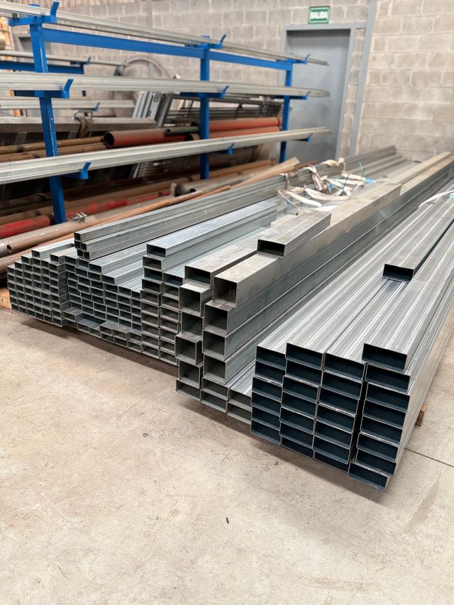 Tubo galvanizado estructuras. 697 986 774