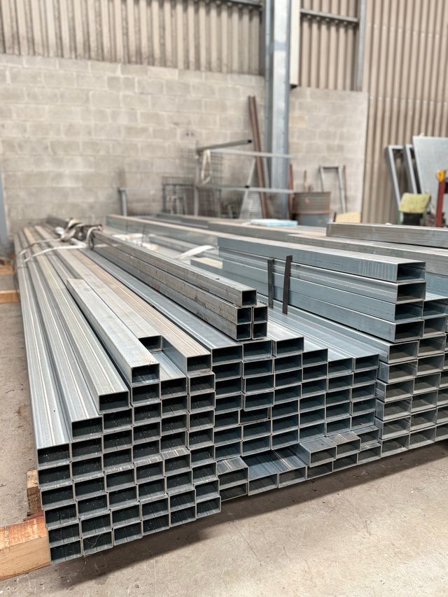 Tubo galvanizado estructuras. 697 986 774