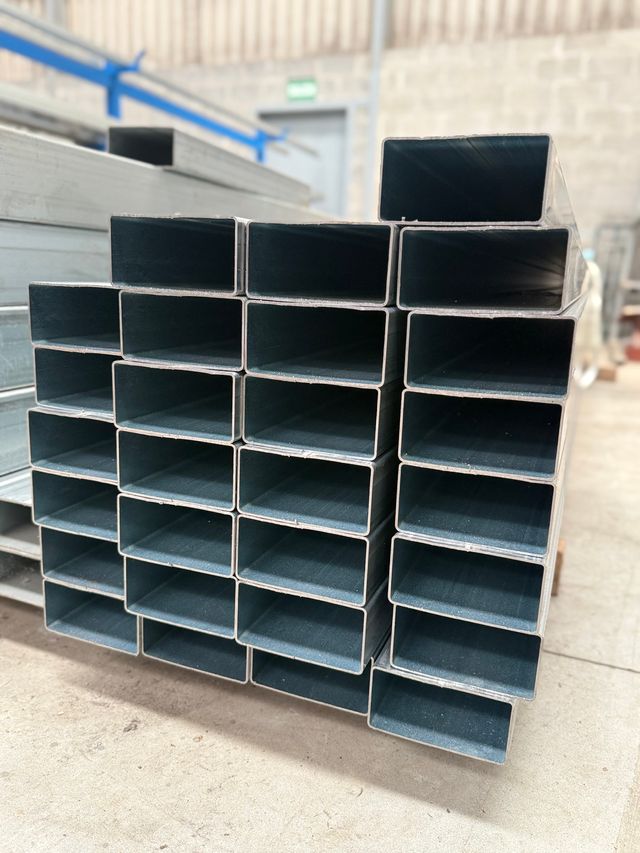 Tubo galvanizado estructuras. 697 986 774