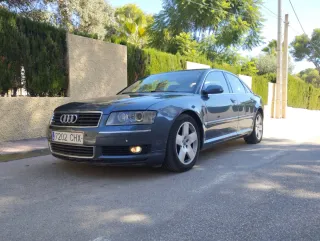 Audi A8 2003 3.7 V8 - 300.000 KM