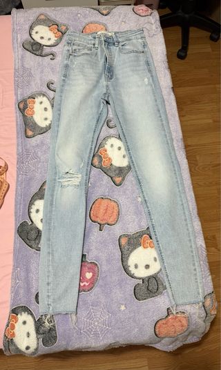 Jeans vaqueros desgastados