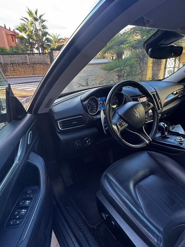 Maserati Levante V6 275 HP D AWD