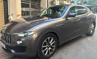 Maserati Levante V6 275 HP D AWD