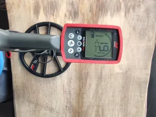 Detector Minelab Equinox 800