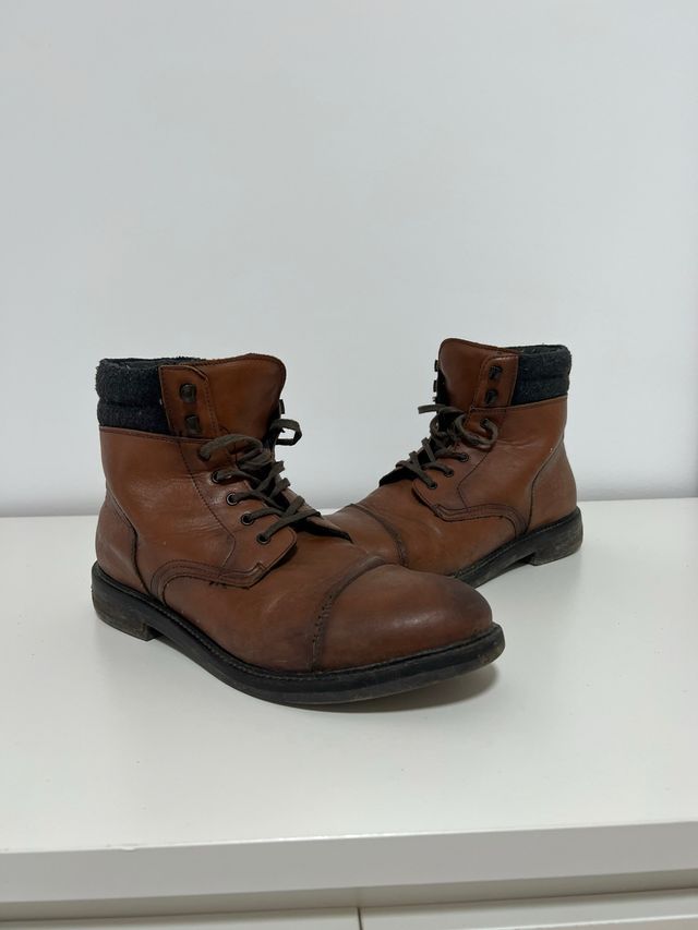 Stivali in pelle marroni