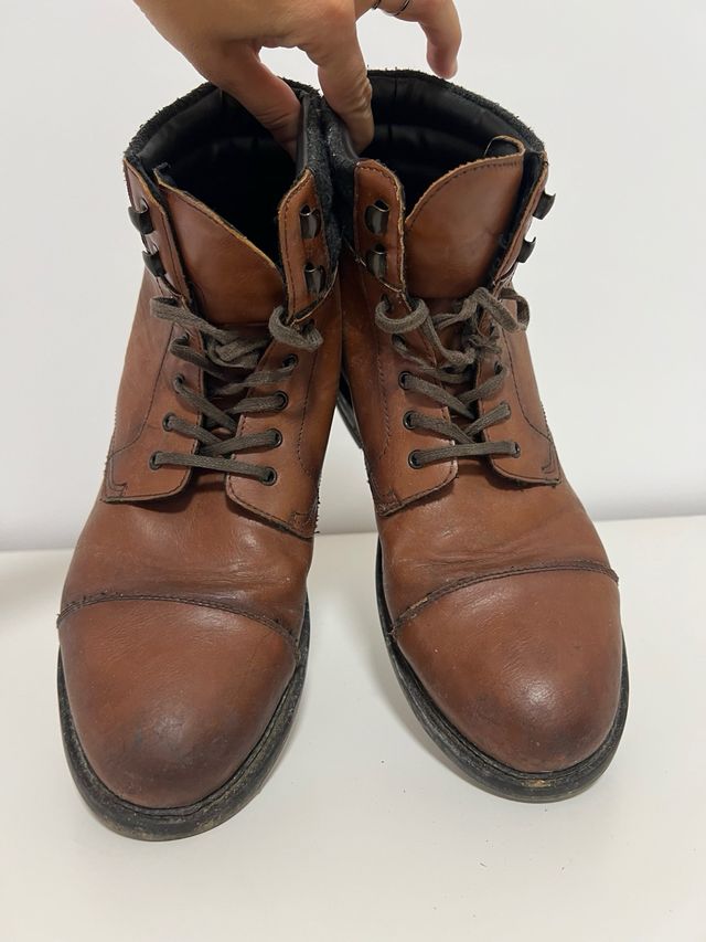 Stivali in pelle marroni