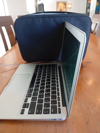 MacBook Air 11 2015 Plata