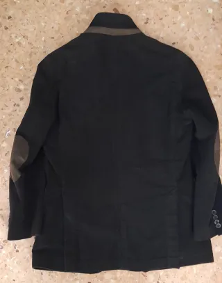 Chaqueta Massimo Dutti Hombre tonos marrones.