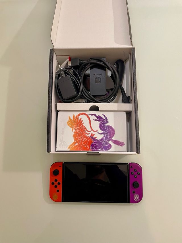 Nintendo Switch OLED Pokémon Scarlet & Violet