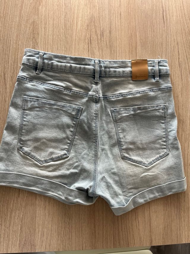 Pantalón corto vaquero