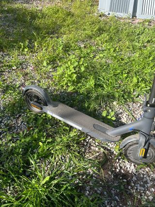 Patinete Eléctrico Xiaomi Mi Scooter 3