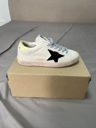 Zapatillas Golden Goose Superstar Negras y Blancas