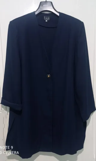Blazer LAGAN'S azul noche botón joya