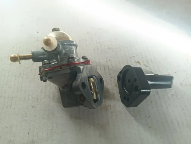Bomba Gasolina Seat 850