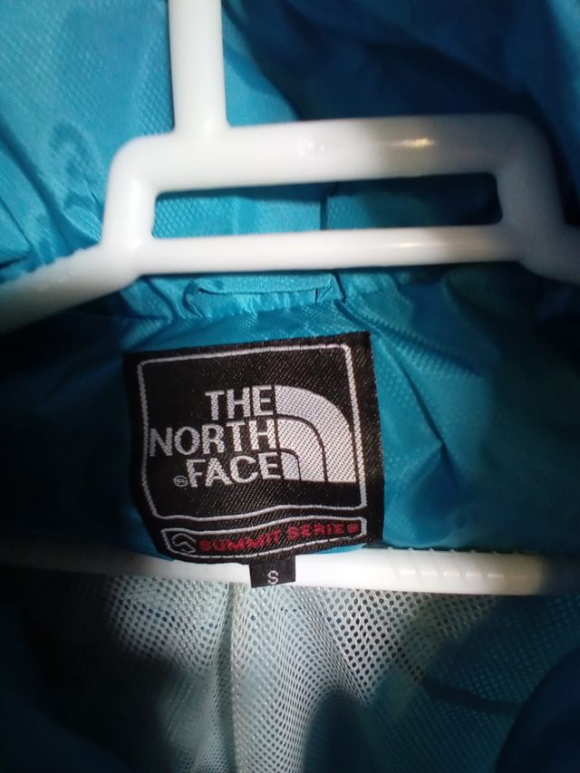 Cortavientos azul GORE-TEX