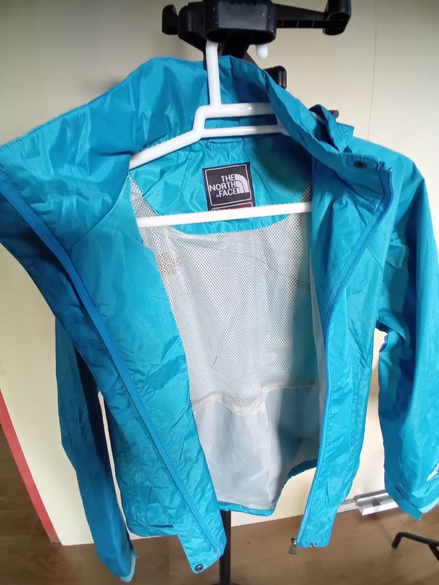 Cortavientos azul GORE-TEX