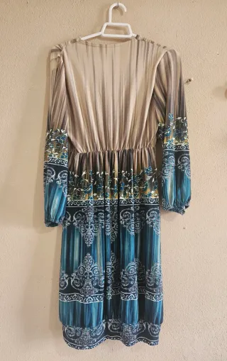 Vestido largo estampado beige y azul