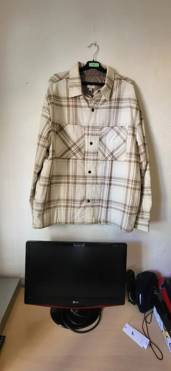 Sobrecamisa acolchada H&M cuadros