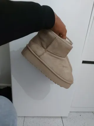 Botas de frío beige con plataforma