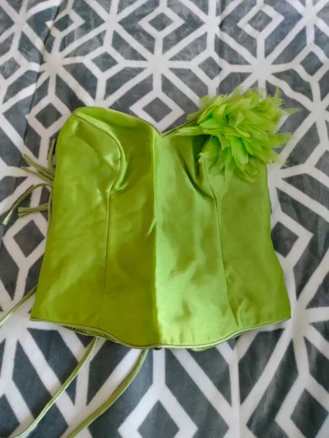 Vestido de fiesta verde