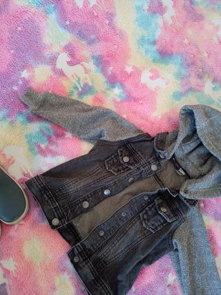 Chaqueta vaquera con capucha+REGALO BOTAS DE AGUA