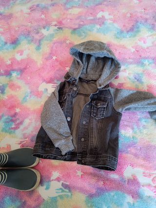 Chaqueta vaquera con capucha+REGALO BOTAS DE AGUA