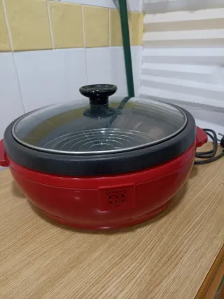 Cocedora de alimentos roja