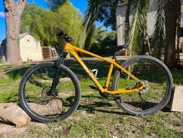 Bicicleta Montaña Peugeot M02 Amarilla