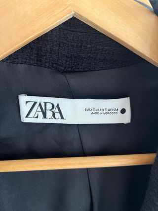 Chaqueta Zara Crop Tweed Botones Dorados