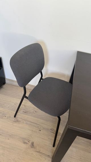 Mesa extensible y dos sillas