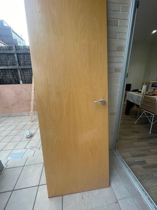 Puerta de madera (x3) sin pomos