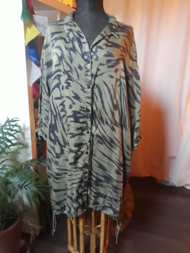 Blusón Bimba y Lola Verde y Negro