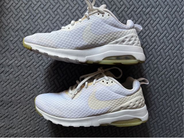 Nike Air Max Motion LE Zapatillas Blancas