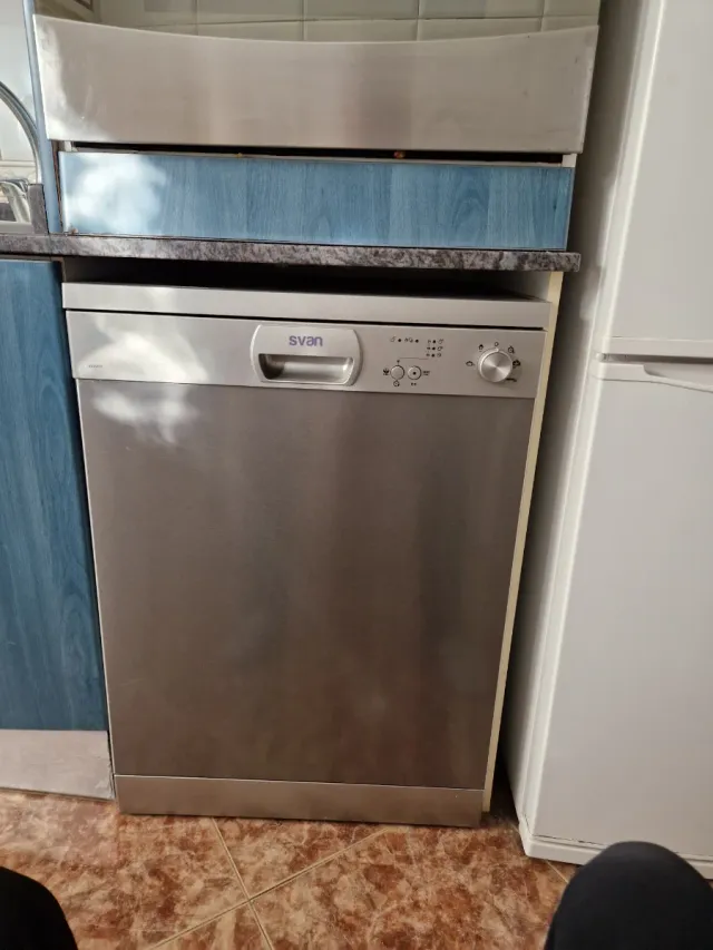 Lavastoviglie Svan argentata