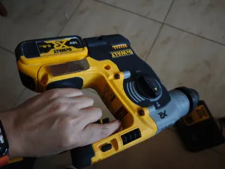 Martillo Percutor Dewalt XR