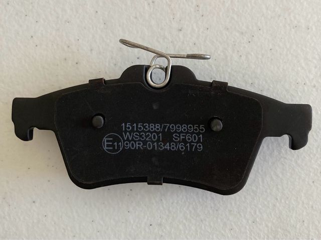 Pastilhas de travão eixo traseiro